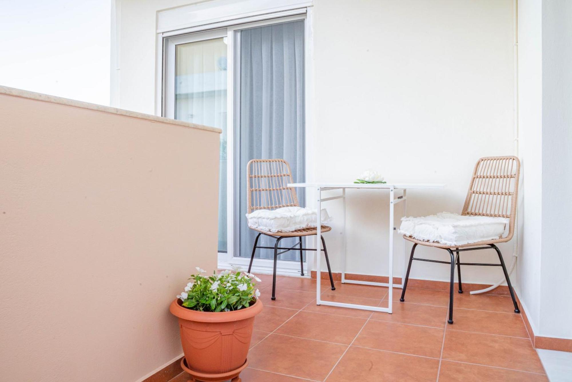 Nufaro Apartments - Rethymno City Center Ngoại thất bức ảnh